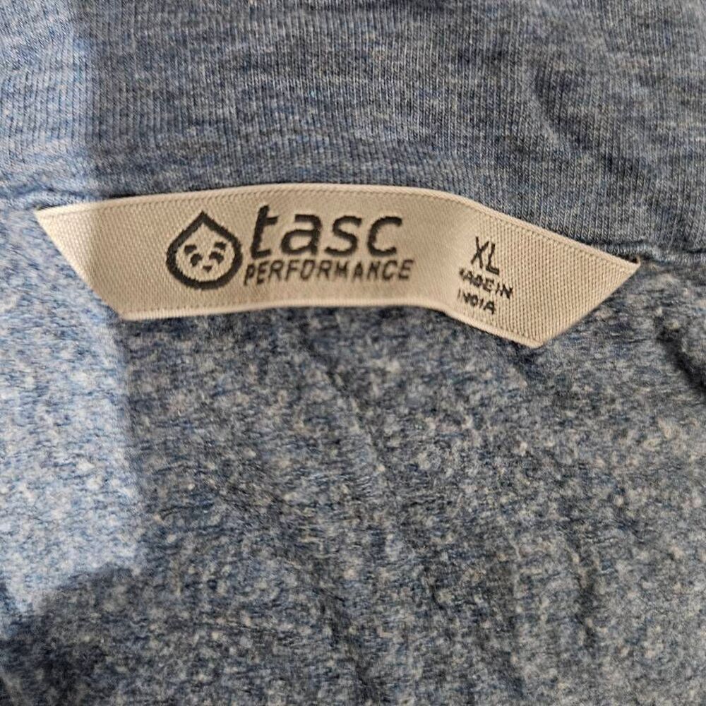 Tasc Jacket Blue Full Zip Pockets Golf Performance Bamboo Pebble Beach Logo XL - Picture 6 of 6